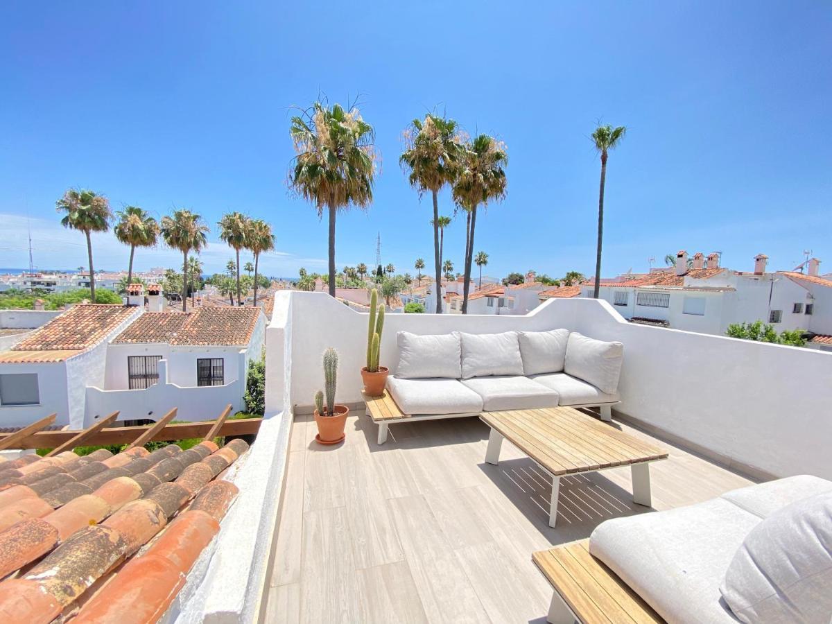 Townhouse W/Sea View & Garden Villa เอสเตโปนา ภายนอก รูปภาพ